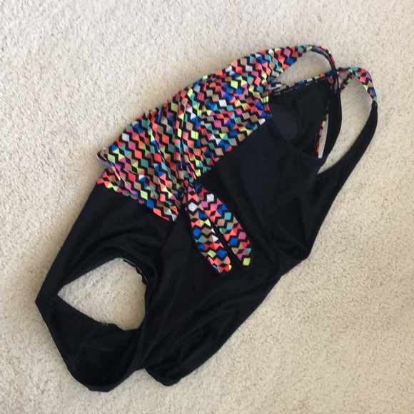 Calypso Cove Tummy control slimming one piece Swim Suit - Picture 10 of 15